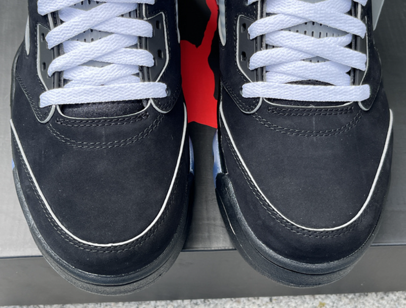 Air Jordan 5 “Black Metallic"