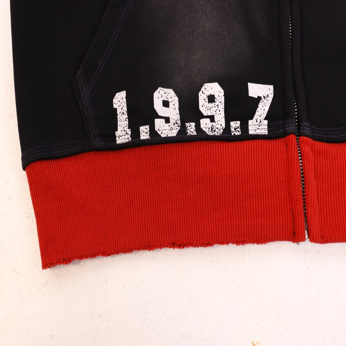 VALE USA Guardian Graphic Zip-Up Hoodie