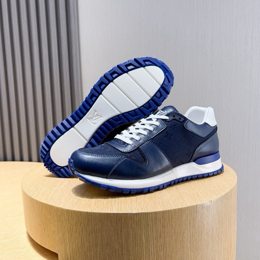 Louis Vuitton Low-Top Sneakers - Rubber Outsole