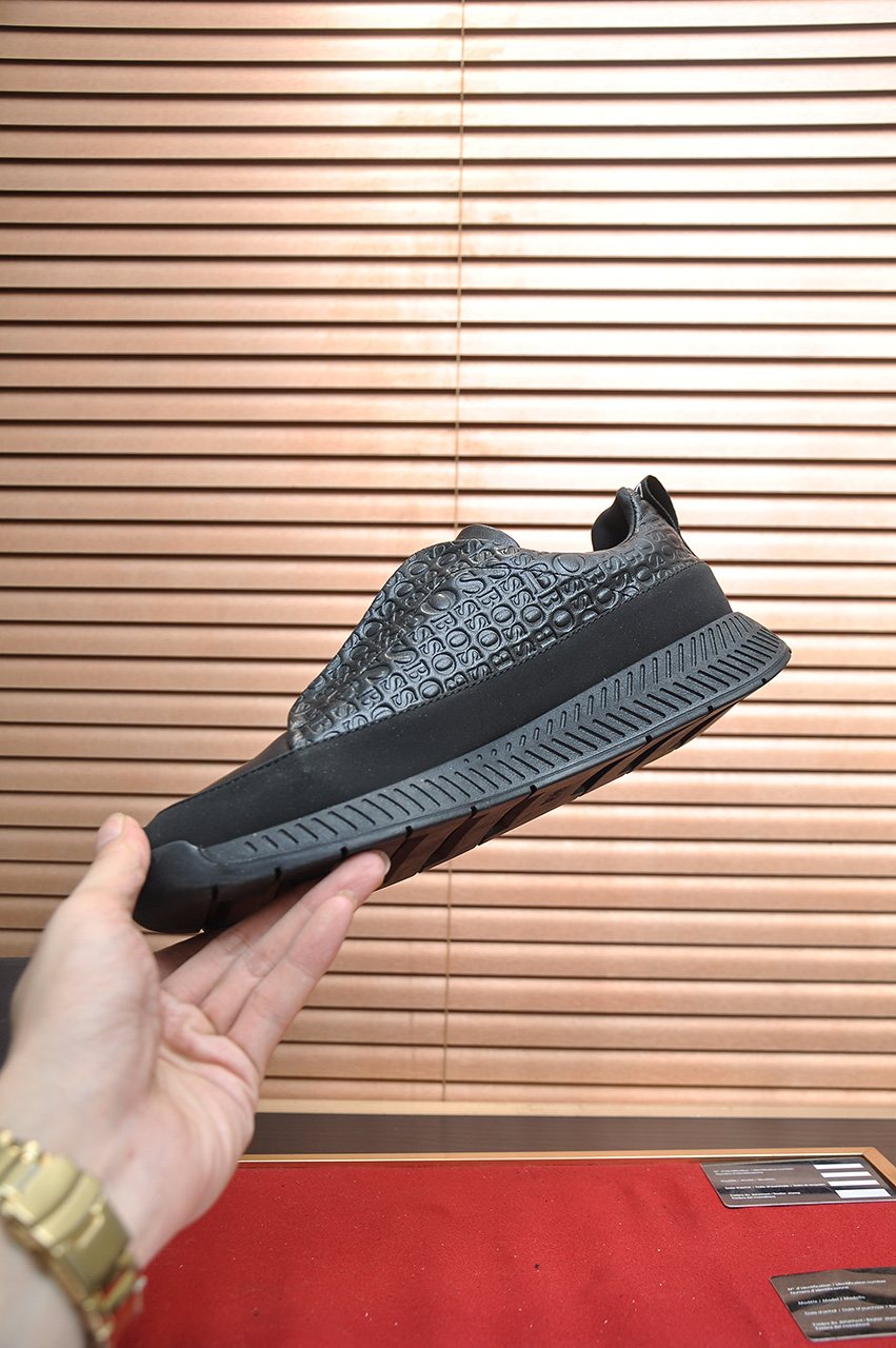 Hugo Boss Textured Low-Top Sneakers